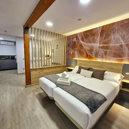 Feeling - Suites&rooms بيت ضيافة