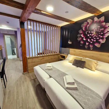 Feeling - Suites&rooms Casa de hóspedes 3*
