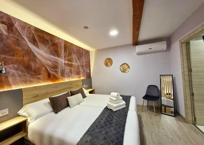 Feeling - Suites&rooms 3* León