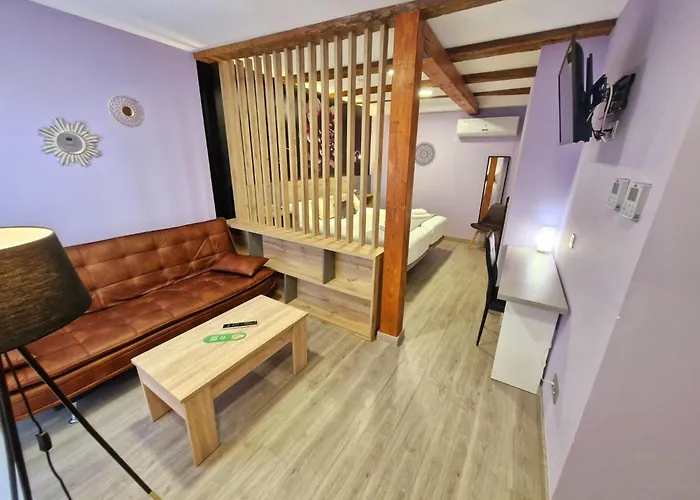 Feeling - Suites&rooms Penzion 3*